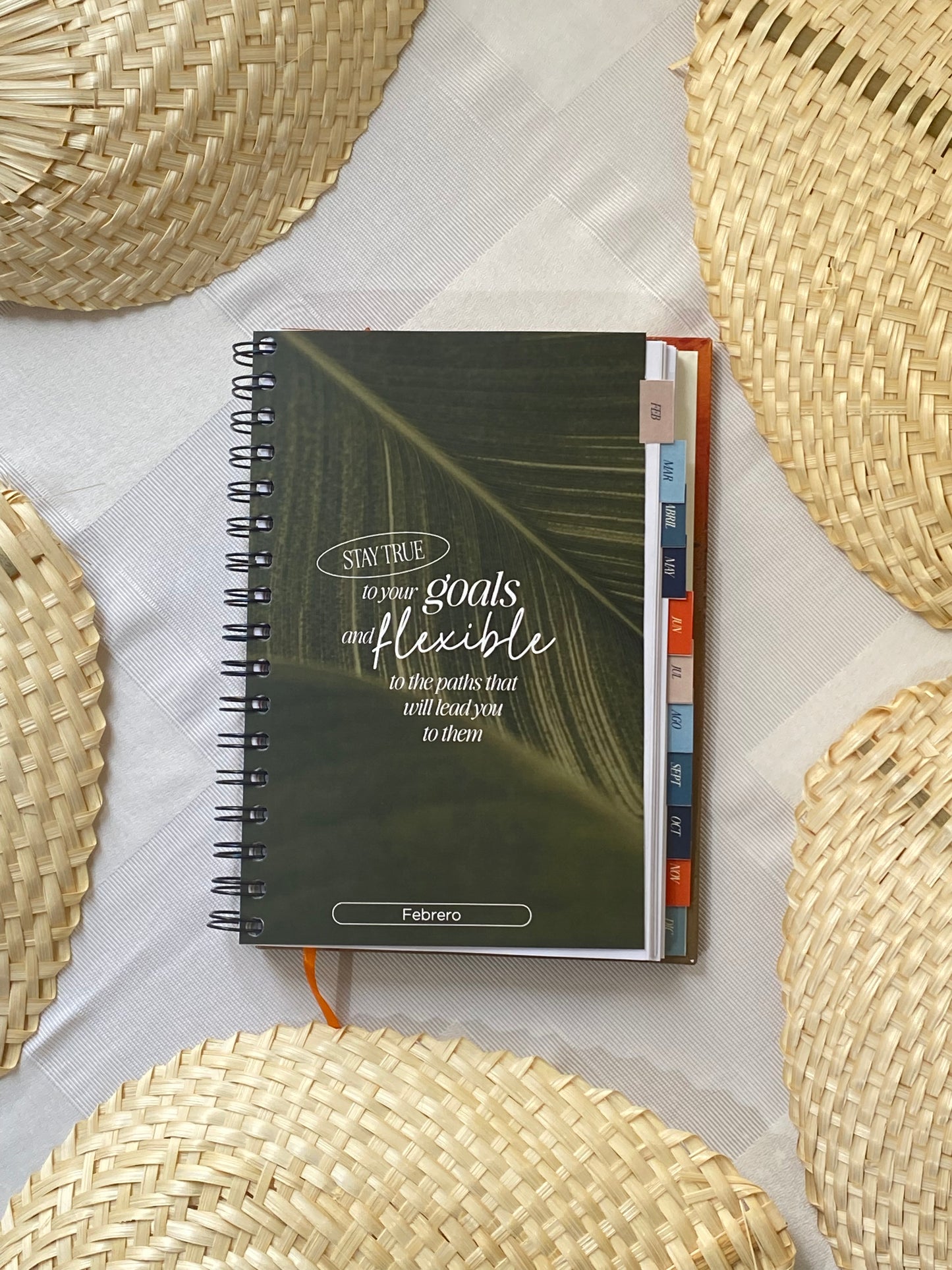 Agenda flores naranja